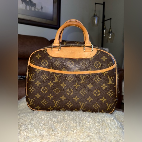 Louis Vuitton Handbags - Louis Vuitton LV Monogram Trouville